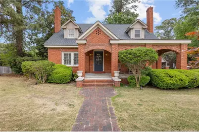 209 E 18th Street, Lumberton, NC 28358 - Photo 1