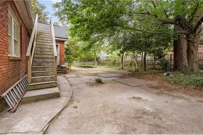 209 E 18th Street, Lumberton, NC 28358 - Photo 25