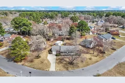 6300 Lake Trail Drive, Fayetteville, NC 28304 - Photo 23