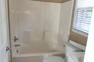 127 E 8th Ave, Red Springs, NC 28377 - Photo 11