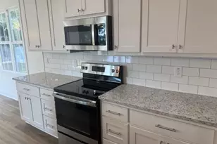 520 S Lincoln St, Benson, NC 27504 - Photo 13