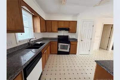 2381 Dunwoody Drive, Fayetteville, NC 28306 - Photo 3