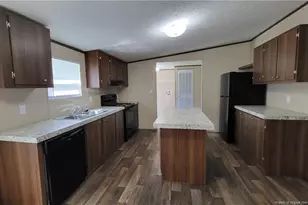 115 Burns Rd, Lumberton, NC 28358 - Photo 5