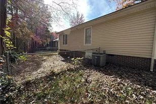 2678 Rivercliff Rd, Fayetteville, NC 28301 - Photo 19