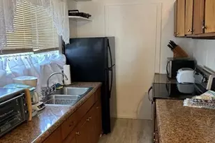 2103 McMillan Ave, Lumberton, NC 28358 - Photo 9