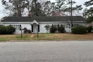 2103 McMillan Ave, Lumberton, NC 28358 - Photo 1