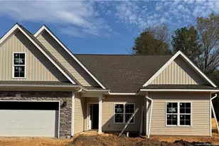 213 E 7th Ave, Raeford, NC 28376 - Photo 1