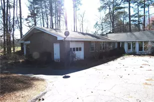 2902 Tramway Rd, Sanford, NC 27330 - Photo 5