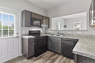 215 Old Wilmington Rd, Fayetteville, NC 28301 - Photo 9