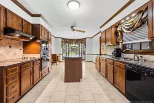 204 Thorncliff Dr, Fayetteville, NC 28303 - Photo 5