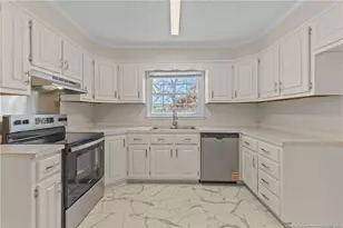 604 Dandridge Dr, Fayetteville, NC 28303 - Photo 15