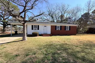 4614 Needham Dr, Fayetteville, NC 28304 - Photo 1