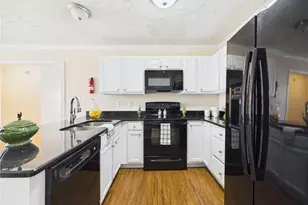 3023 Totley Dr, Fayetteville, NC 28306 - Photo 11