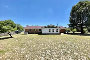 621 Welsh Pl, Fayetteville, NC 28303 - Photo 25