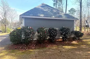 235 Palace Dr, Sanford, NC 27330 - Photo 5