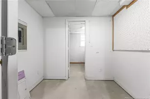 421 Early St, Fayetteville, NC 28311 - Photo 31