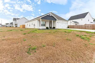 391 Leach Creek Dr, Raeford, NC 28376 - Photo 3