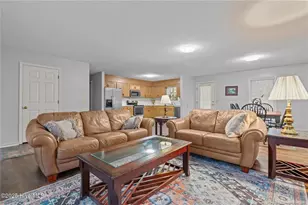 901 Heather Trail, Aberdeen, NC 28315 - Photo 3