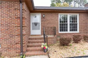 7004 Kittridge Dr, Fayetteville, NC 28314 - Photo 3