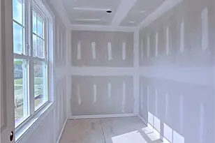 405 Windemere Dr, Fayetteville, NC 28314 - Photo 9