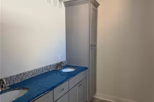 303 E 7th Ave, Raeford, NC 28376 - Photo 3