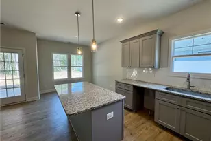 303 E 7th Ave, Raeford, NC 28376 - Photo 11