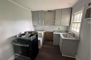 302 - 312 W Edgecombe St, Whitakers, NC 27891 - Photo 5