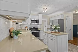 3328 Rustburg Dr, Fayetteville, NC 28303 - Photo 15