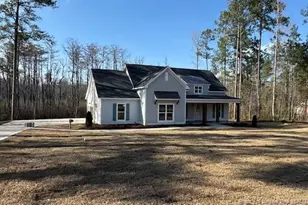 5379 Club House Ln, Hope Mills, NC 28348 - Photo 3