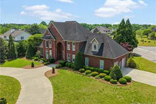 101 Kingsway Dr, Dunn, NC 28334 - Photo 3