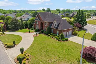 101 Kingsway Dr, Dunn, NC 28334 - Photo 5