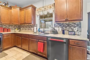 176 Wexford St, Raeford, NC 28376 - Photo 25