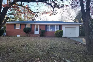 3231 Rogers Dr, Fayetteville, NC 28303 - Photo 1