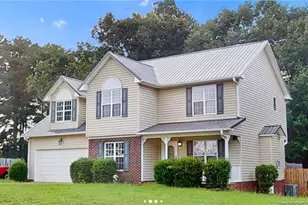 10 Valley View Ct, Sanford, NC 27332 - Photo 3