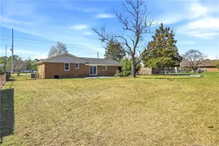 1571 Ireland Dr, Fayetteville, NC 28304 - Photo 29