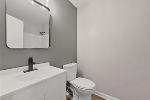 1571 Ireland Dr, Fayetteville, NC 28304 - Photo 23