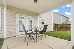 5726 Pondhaven Dr, Fayetteville, NC 28314 - Photo 27