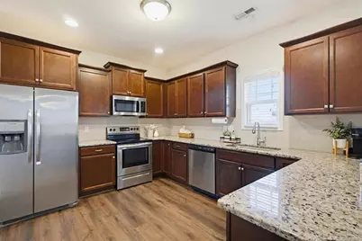 5726 Pondhaven Drive, Fayetteville, NC 28314 - Photo 11