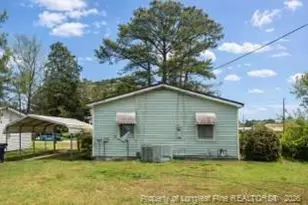 118 Martin Luther King Jr Blvd, Clinton, NC 28328 - Photo 5