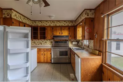 1108 E 10th Street, Lumberton, NC 28358 - Photo 5