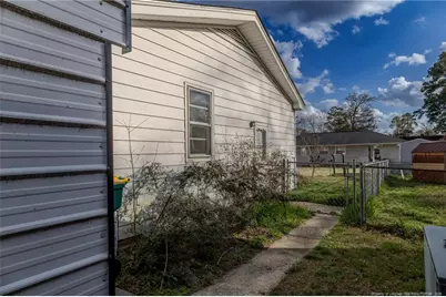 1108 E 10th Street, Lumberton, NC 28358 - Photo 17