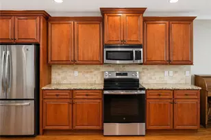 1907 B Whisper Lake Dr Dr, Whitsett, NC 27377 - Photo 5