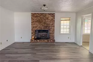 575 Veterans Rd, Saint Pauls, NC 28384 - Photo 3