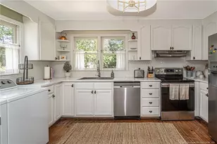 324 Fairwood Ct, Fayetteville, NC 28305 - Photo 11