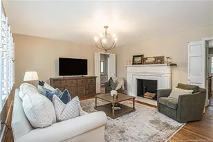 324 Fairwood Ct, Fayetteville, NC 28305 - Photo 7