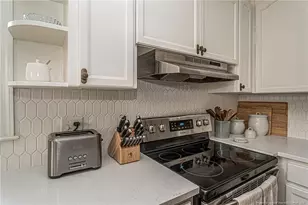 324 Fairwood Ct, Fayetteville, NC 28305 - Photo 13