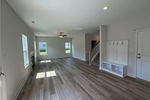 3891 Blackhills Rd, Fayetteville, NC 28311 - Photo 7