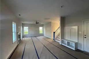 3891 Blackhills Rd, Fayetteville, NC 28311 - Photo 9