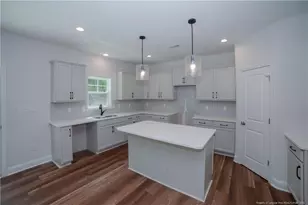 475 Crichton Ct, Fayetteville, NC 28311 - Photo 9