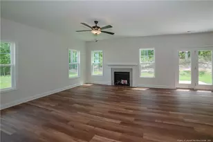 475 Crichton Ct, Fayetteville, NC 28311 - Photo 3